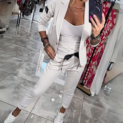 Harper - Chic Blazer &amp; Joggers