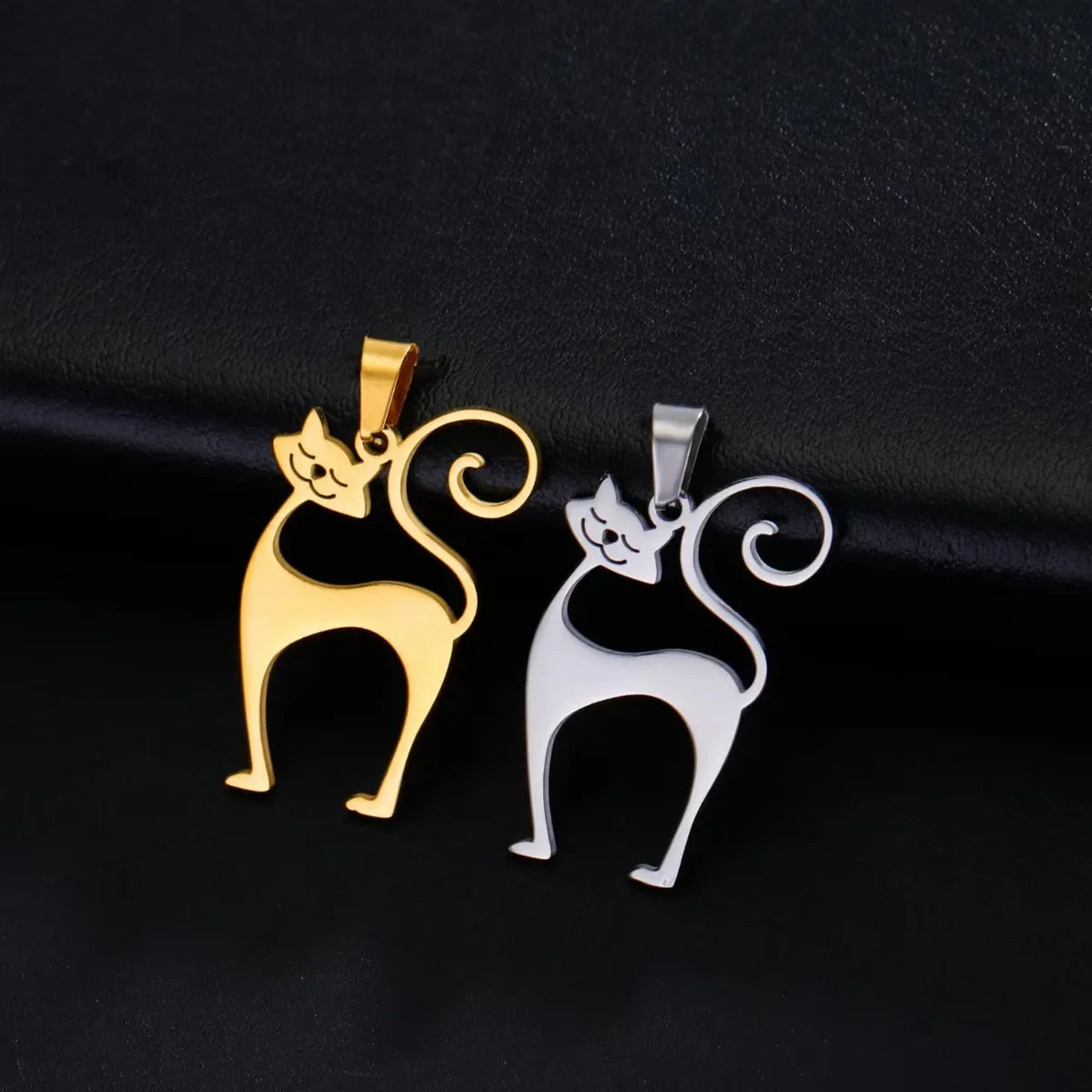 Cleo - Cute Cat Pendant Necklace