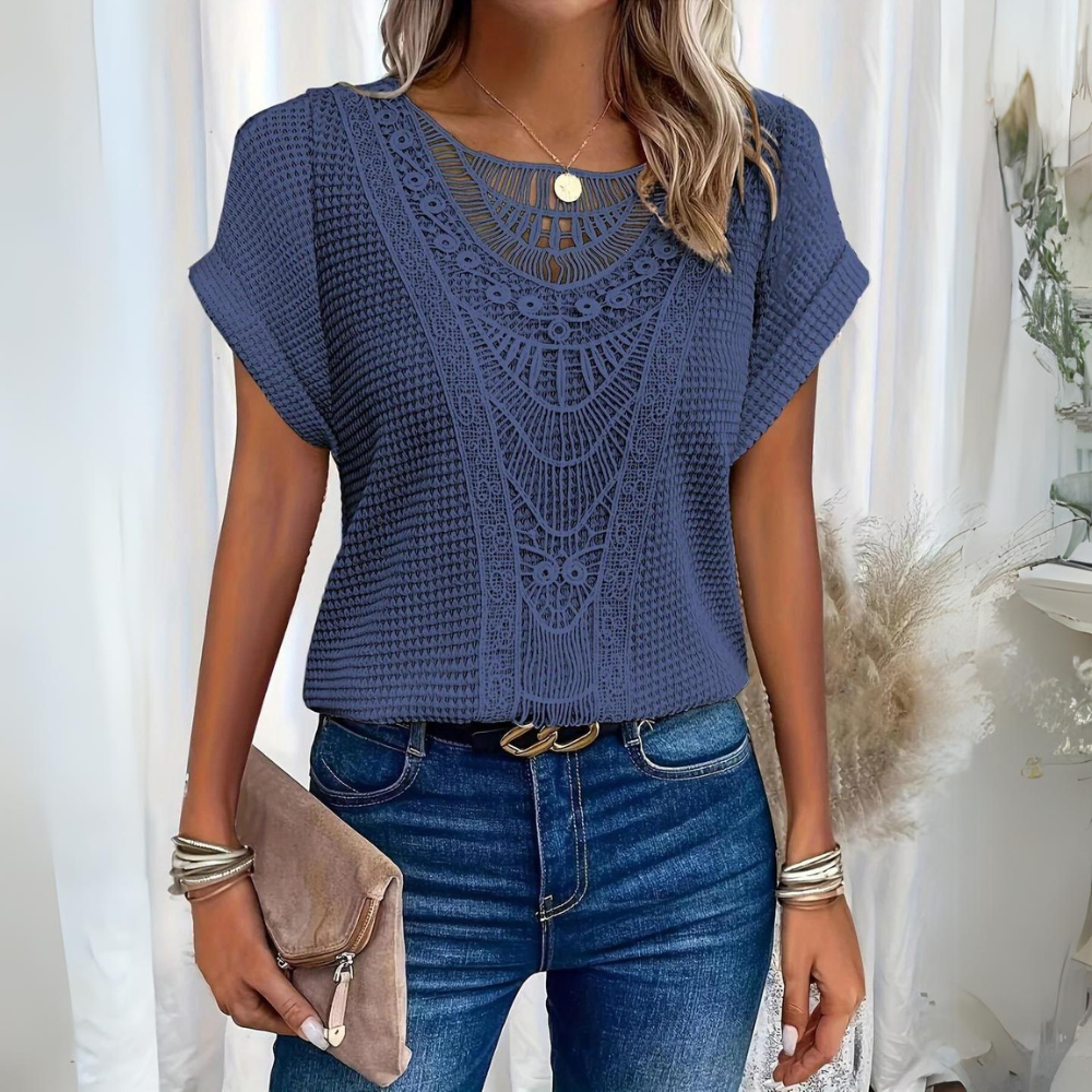 Sophie - Elegant Lace Top
