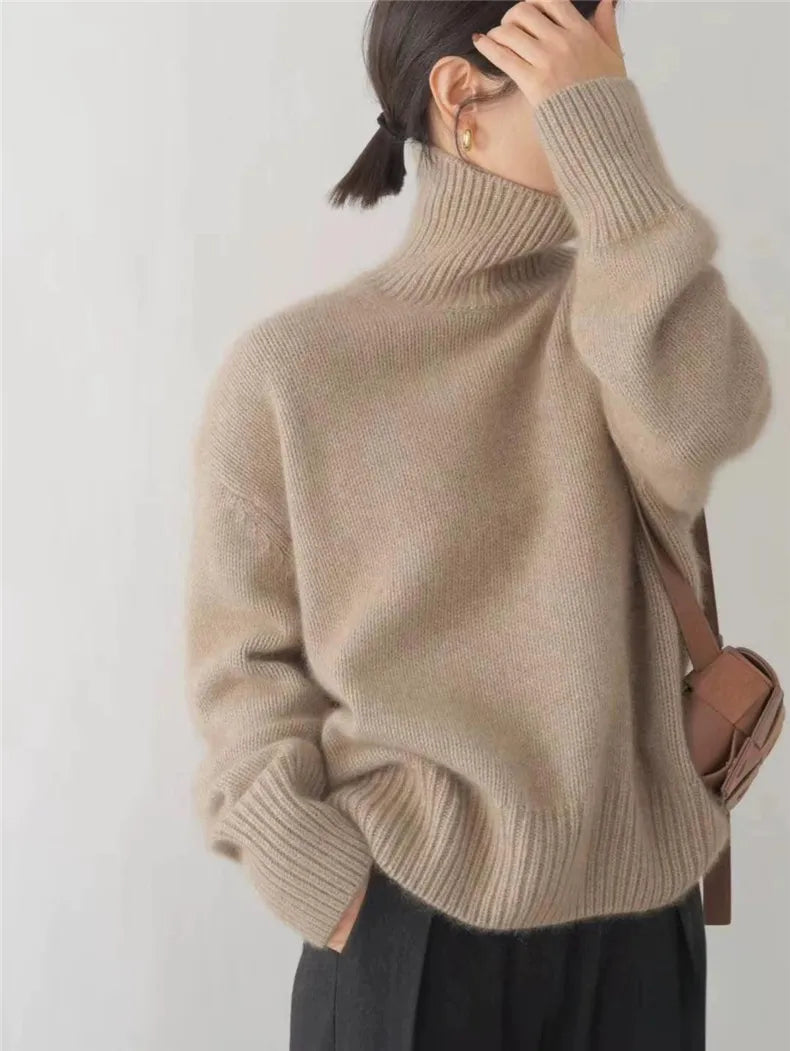 Linen - Versatile Spring Turtleneck