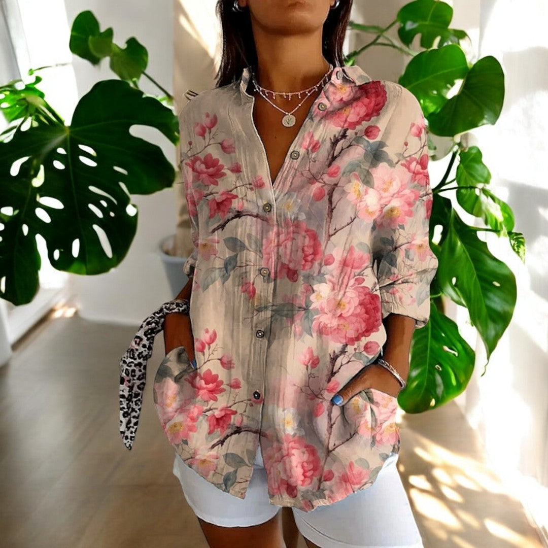 Kirsten - Timeless Floral Blouse