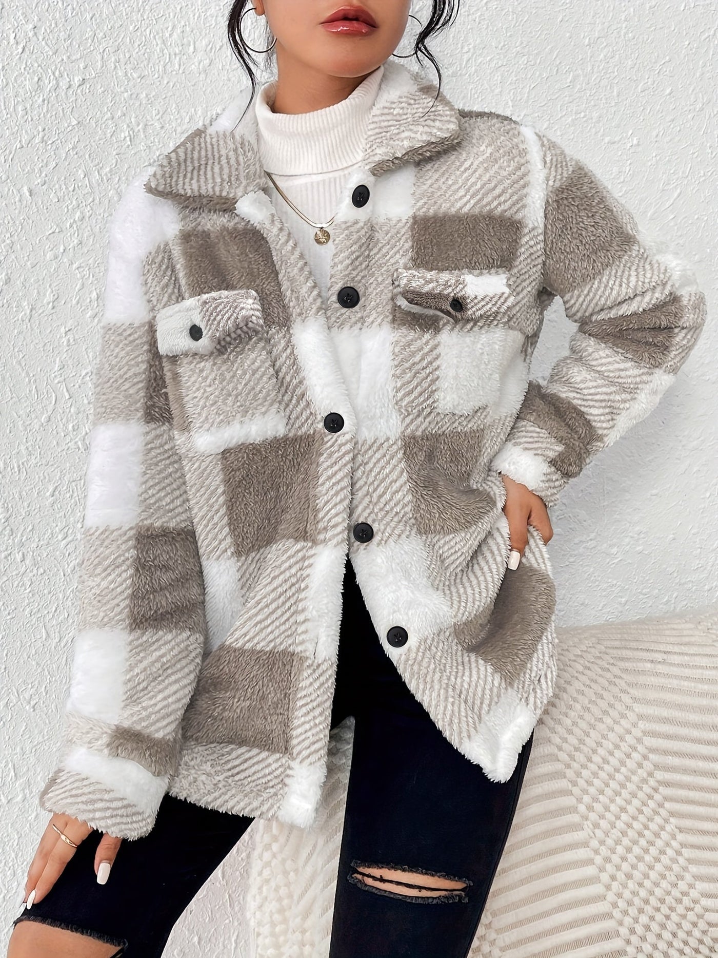 Doreline - Cozy Checkered Jacket
