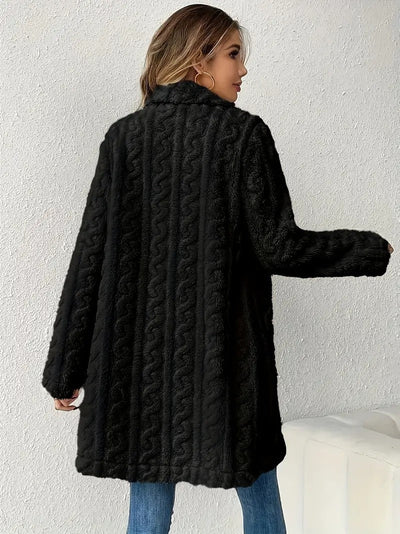 Léa - Cozy Faux Fur Coat